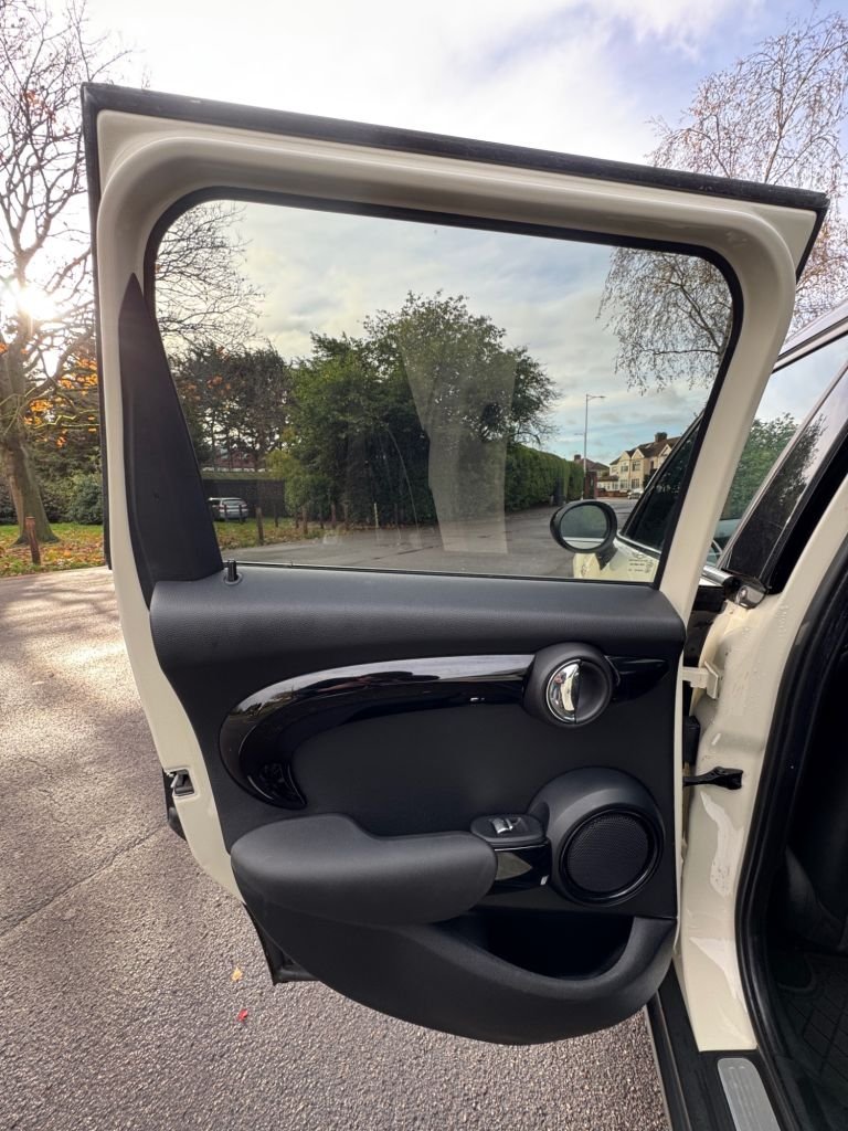 Used MINI Hatch 2017 for sale - 76632361: Photo 18