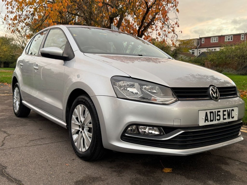 Used Volkswagen Polo 2015 for sale - 76496592: Photo 1