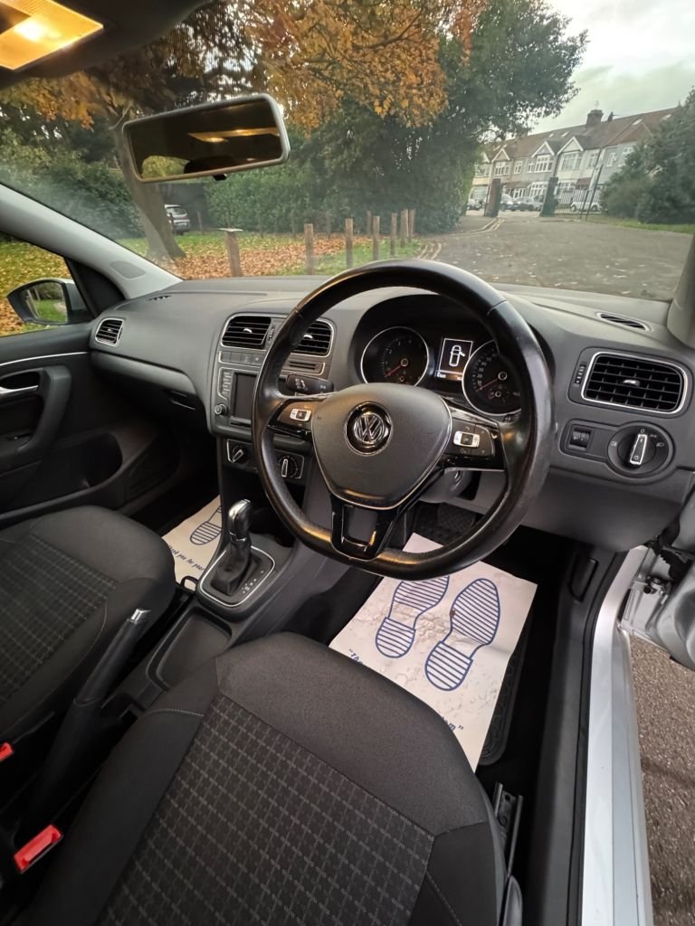 Used Volkswagen Polo 2015 for sale - 76496592: Photo 12