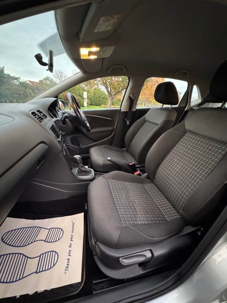 Used Volkswagen Polo 2015 for sale - 76496592: Photo 15