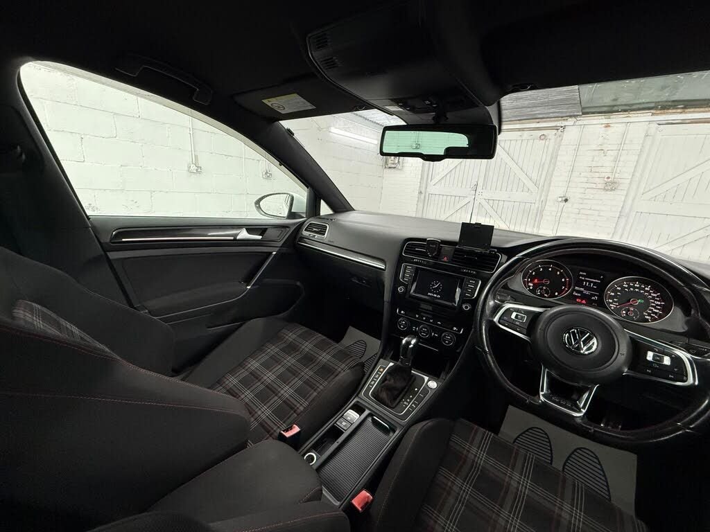 Used Volkswagen Golf 2023 for sale - 76396330: Photo 21