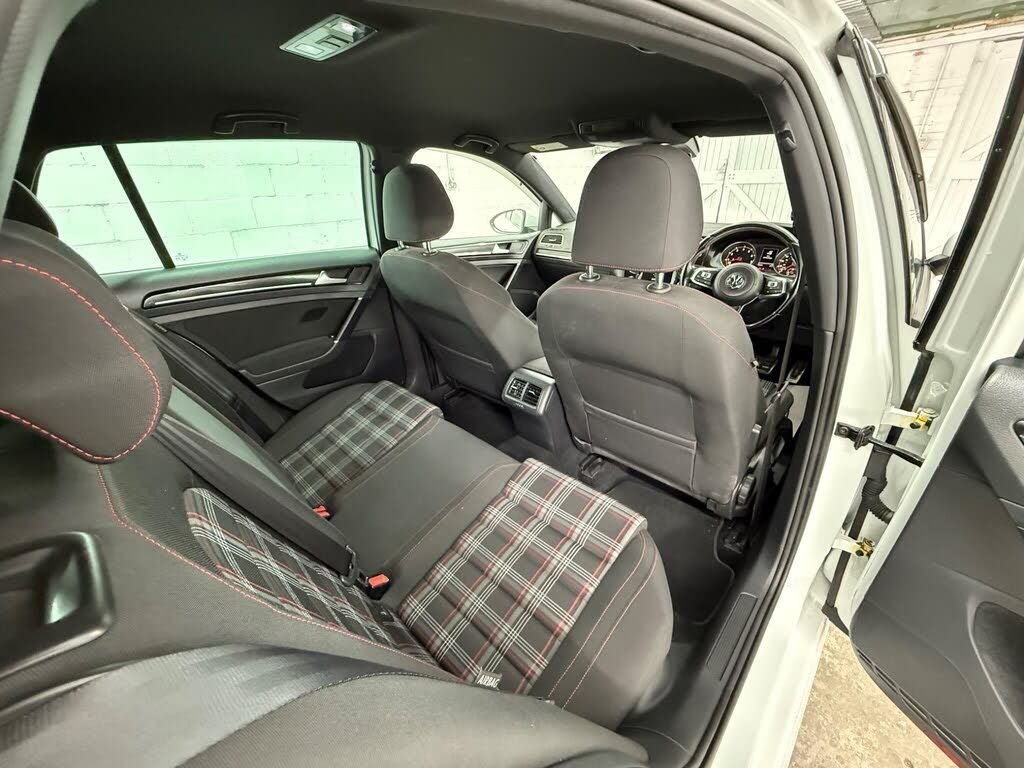 Used Volkswagen Golf 2023 for sale - 76396330: Photo 23