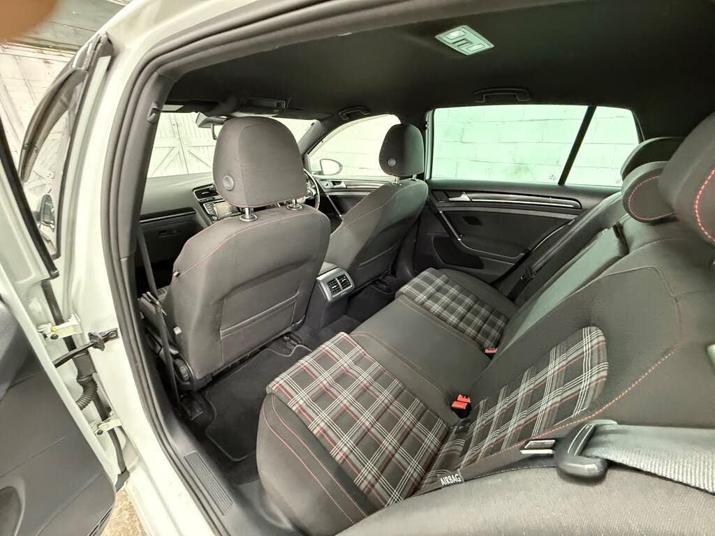 Used Volkswagen Golf 2023 for sale - 76396330: Photo 27