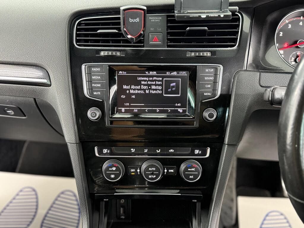 Used Volkswagen Golf 2023 for sale - 76396330: Photo 30