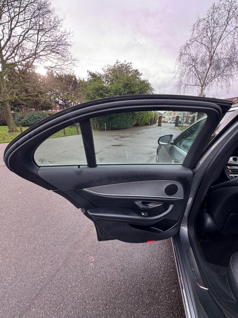 Used Mercedes-Benz E Class 2017 for sale - 77342009: Photo 22