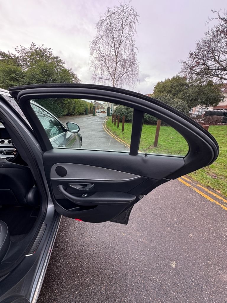 Used Mercedes-Benz E Class 2017 for sale - 77342009: Photo 24