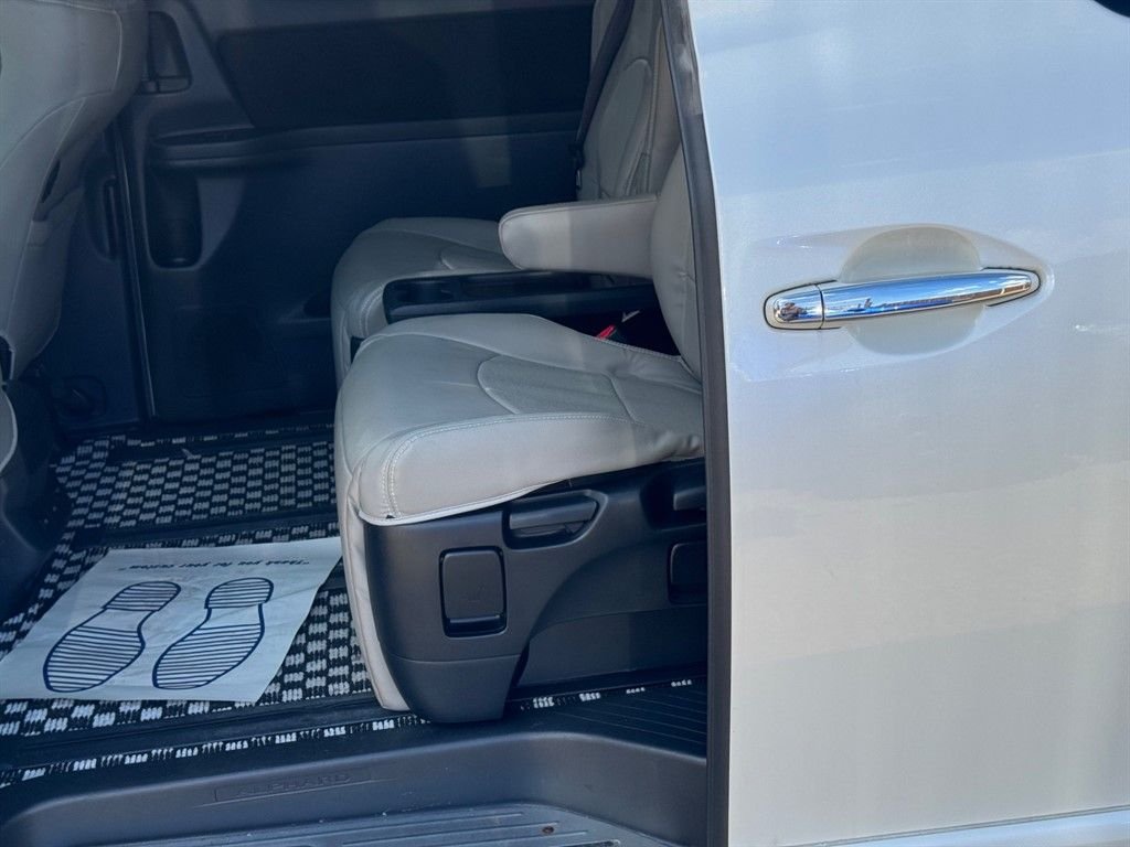 Used Toyota Alphard 2025 for sale - 77507704: Photo 12