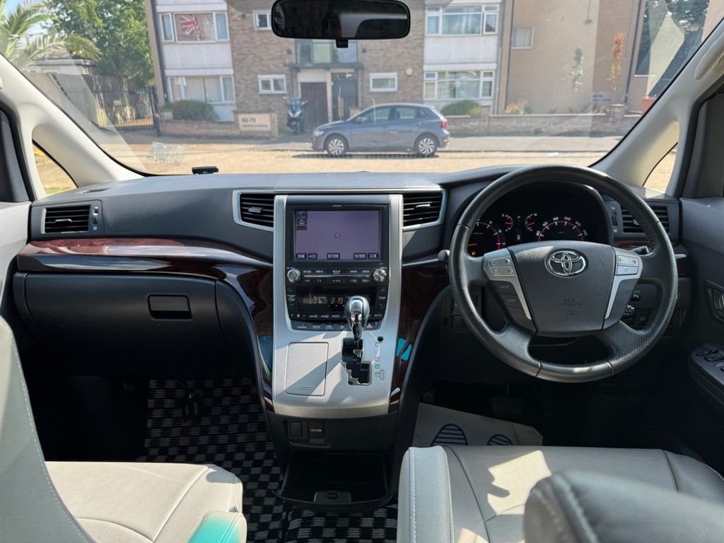 Used Toyota Alphard 2025 for sale - 77507704: Photo 37