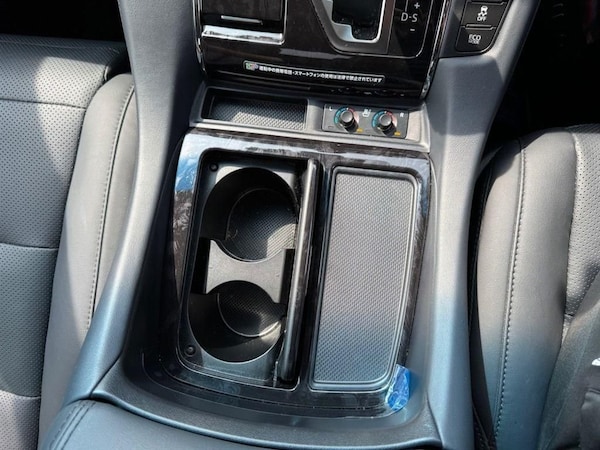 Used Toyota Alphard 2023 for sale - 74916666: Photo 15