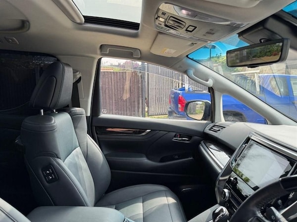 Used Toyota Alphard 2023 for sale - 74916666: Photo 16