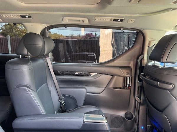 Used Toyota Alphard 2023 for sale - 74916666: Photo 29