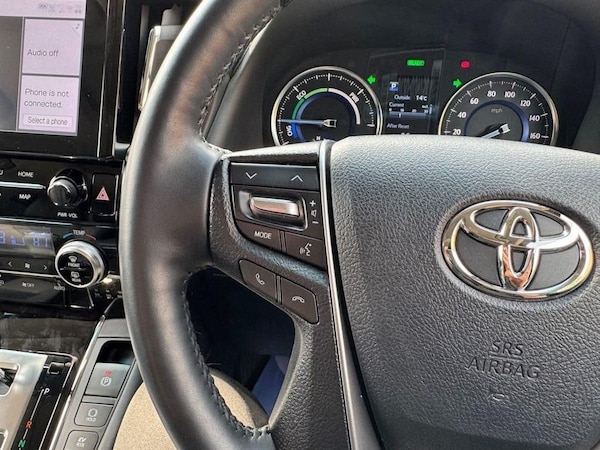 Used Toyota Alphard 2023 for sale - 74916666: Photo 35