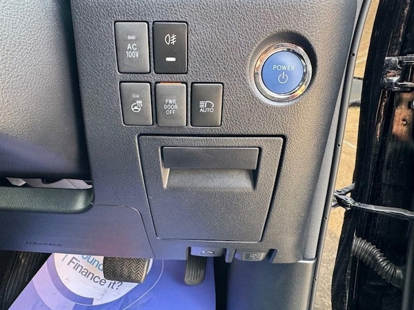Used Toyota Alphard 2023 for sale - 74916666: Photo 38