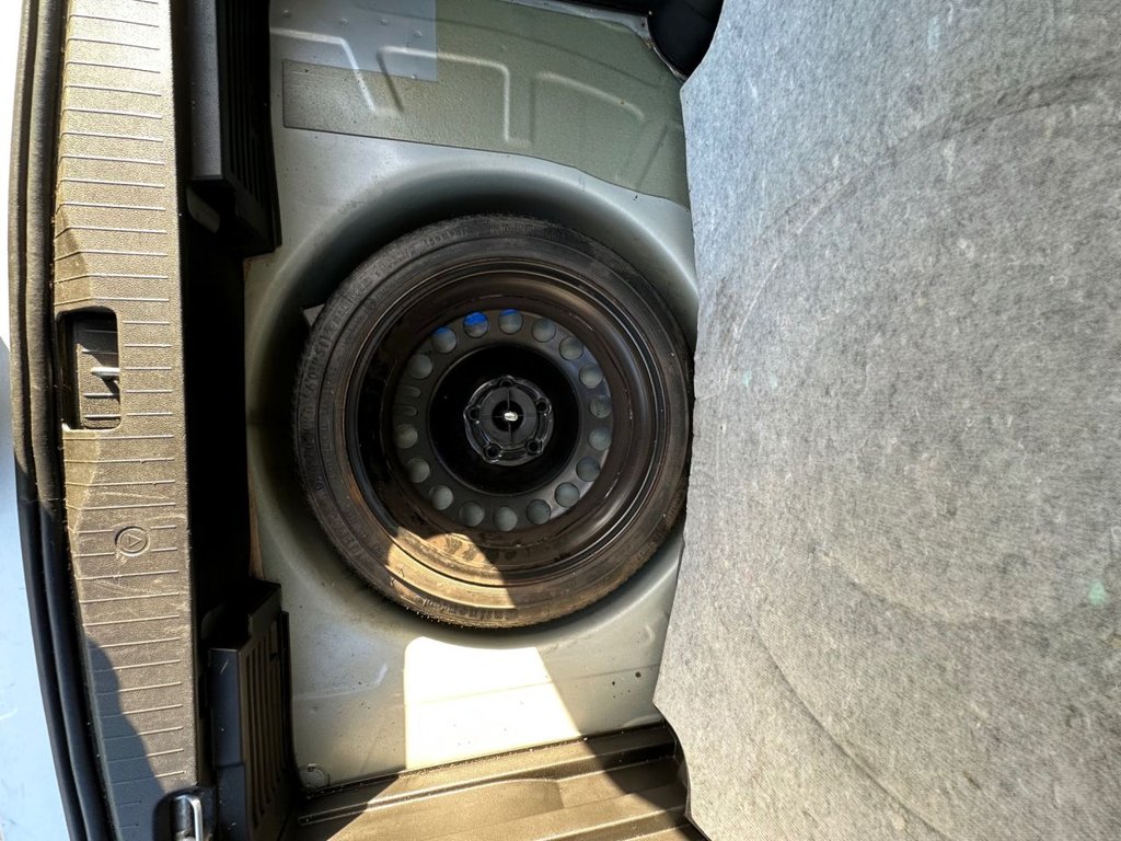 Used Vauxhall Meriva 2015 for sale - 77072768: Photo 21