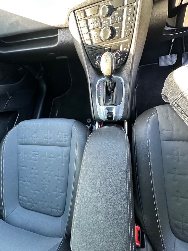 Used Vauxhall Meriva 2015 for sale - 77072768: Photo 26