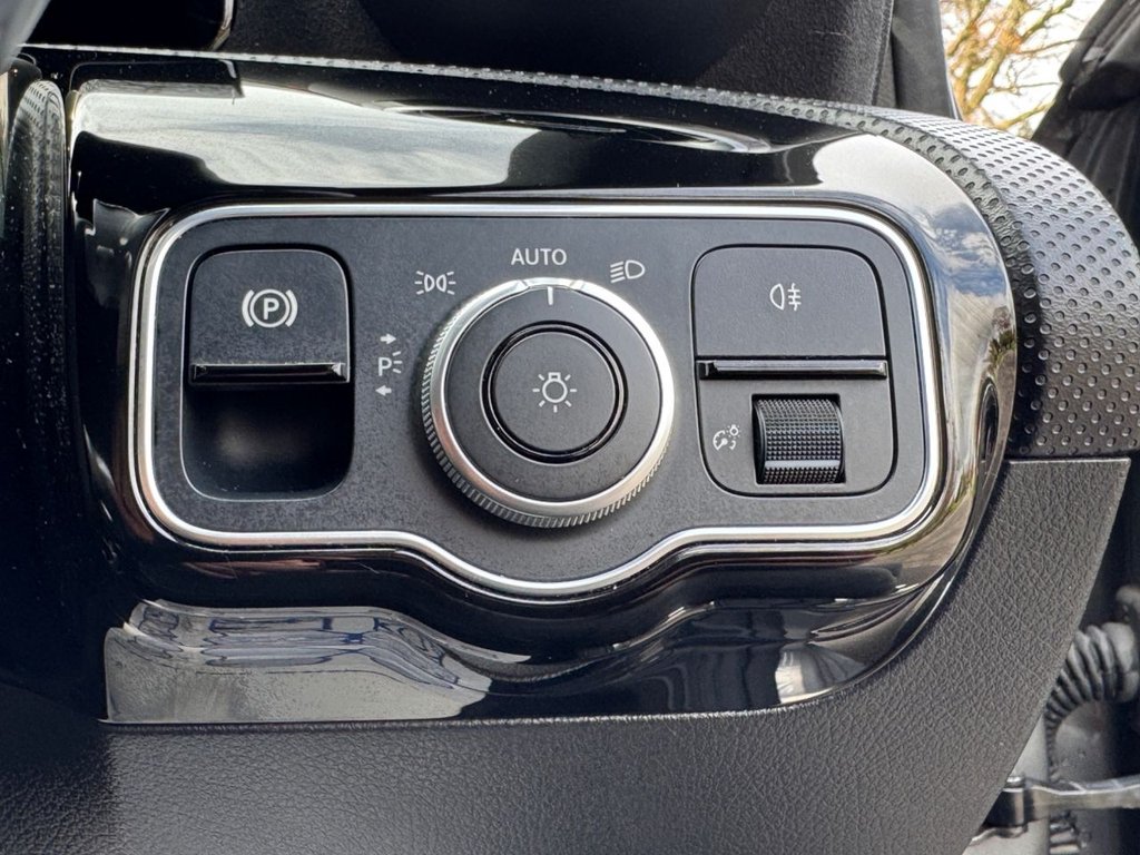 Used Mercedes-Benz A-Class 2018 for sale - 78134455: Photo 35