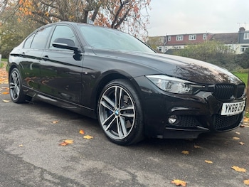 Used BMW 3 Series 2018 for sale - 76510115: Photo