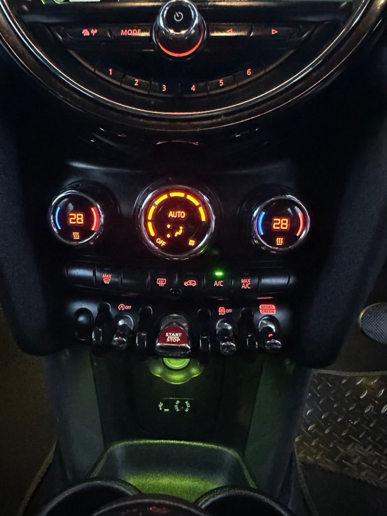 Used MINI Hatch 2018 for sale - 77027402: Photo 32