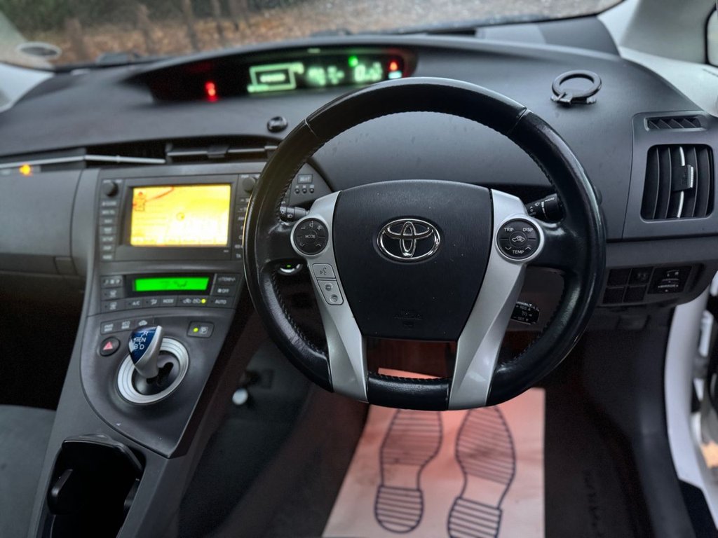 Used Toyota Prius 2010 for sale - 76454651: Photo 15