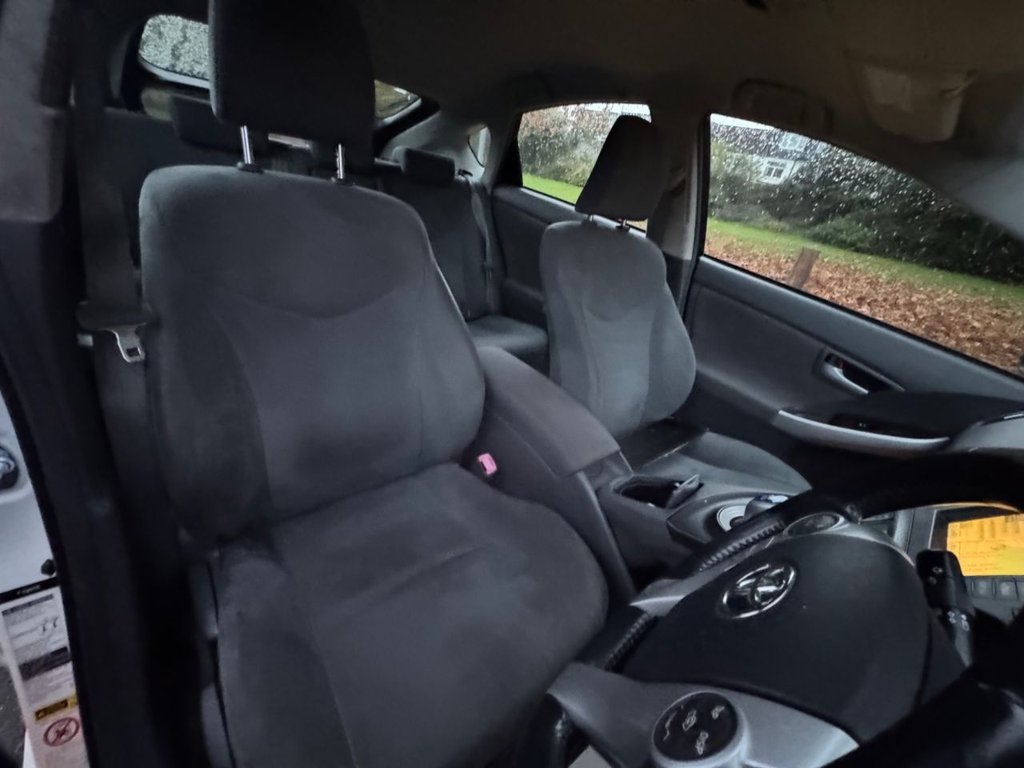 Used Toyota Prius 2010 for sale - 76454651: Photo 17