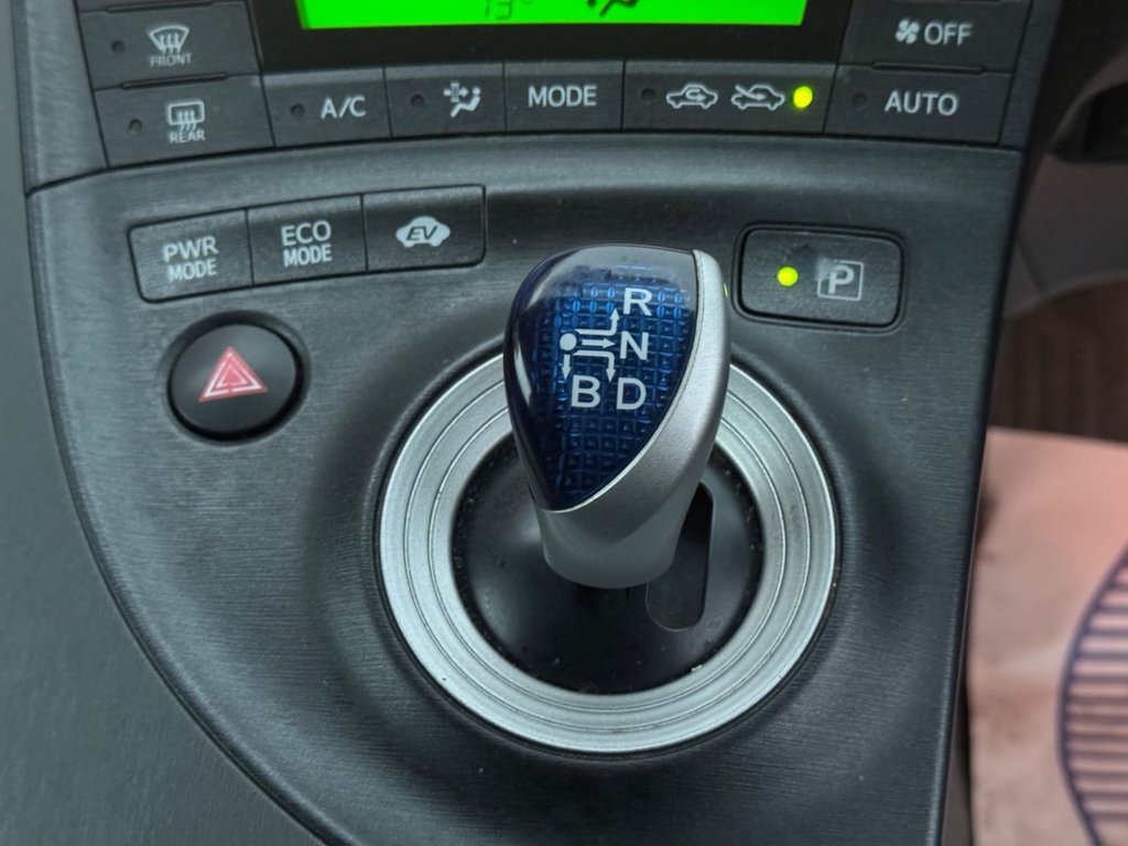 Used Toyota Prius 2010 for sale - 76454651: Photo 27