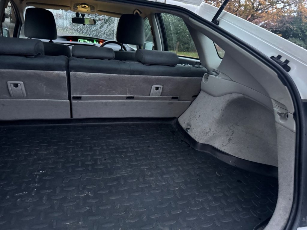 Used Toyota Prius 2010 for sale - 76454651: Photo 37