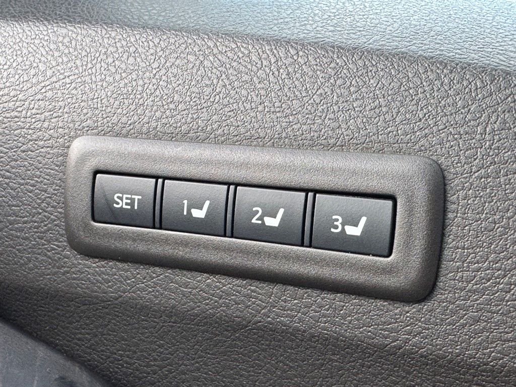 Used Toyota Alphard 2024 for sale - 77464301: Photo 11