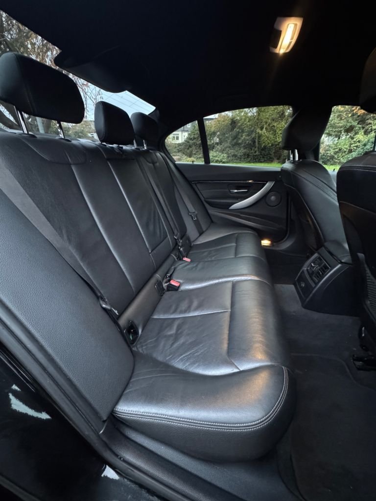 Used BMW 3 Series 2018 for sale - 77990528: Photo 19