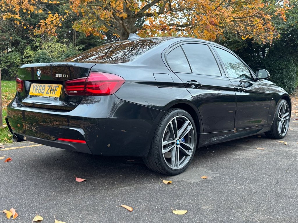 Used BMW 3 Series 2018 for sale - 77990528: Photo 9