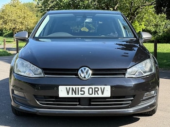 Used Volkswagen Golf 2015 for sale - 74917179: Photo