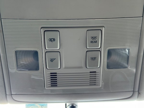 Used Volkswagen Touran 2016 for sale - 75287268: Photo 32