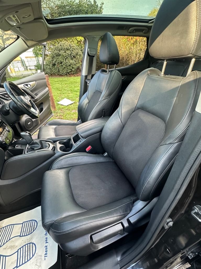 Used Nissan Qashqai 2017 for sale - 76783839: Photo 12