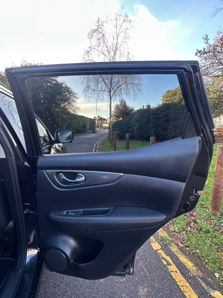 Used Nissan Qashqai 2017 for sale - 76783839: Photo 24