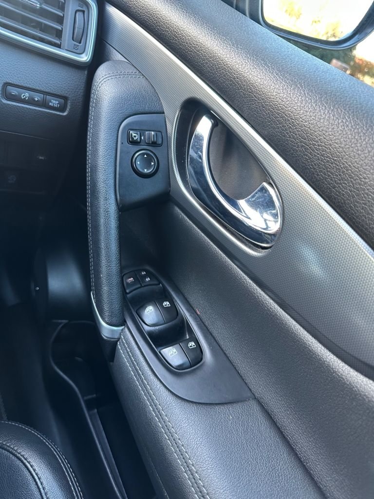 Used Nissan Qashqai 2017 for sale - 76783839: Photo 35