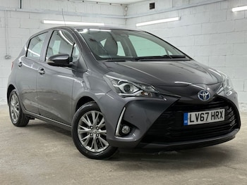 Used Toyota Yaris 2017 for sale - 75597129: Photo