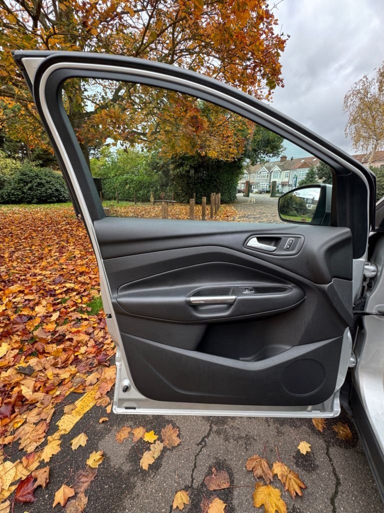 Used Ford Kuga 2013 for sale - 76454643: Photo 16