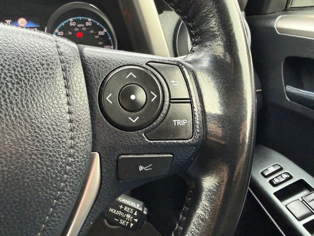 Used Toyota RAV4 2018 for sale - 76868172: Photo 12
