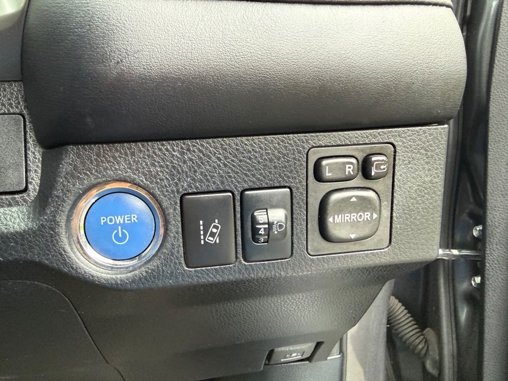 Used Toyota RAV4 2018 for sale - 76868172: Photo 22