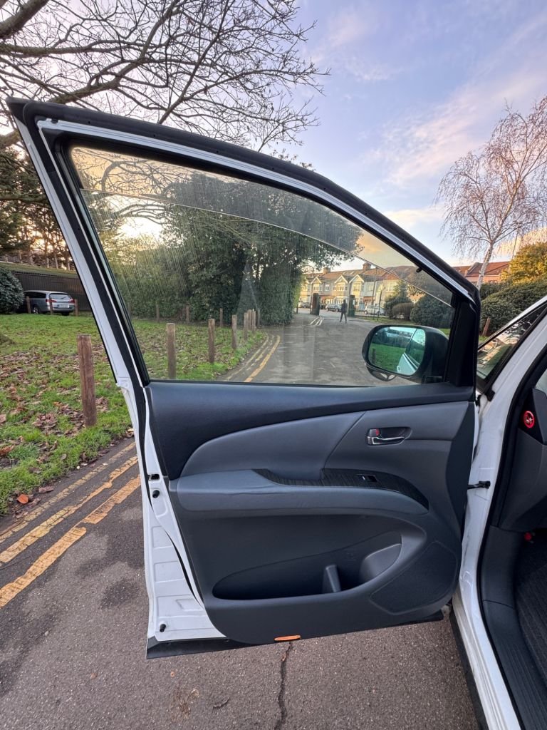 Used Toyota Estima 2023 for sale - 77053644: Photo 14