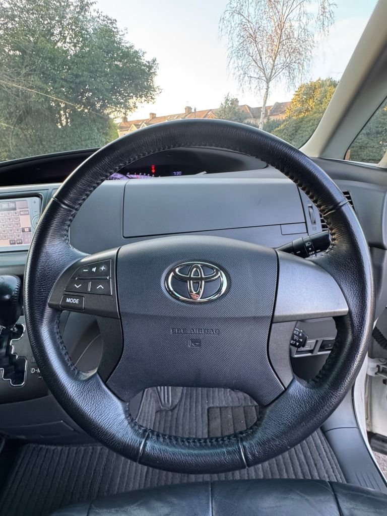 Used Toyota Estima 2023 for sale - 77053644: Photo 25