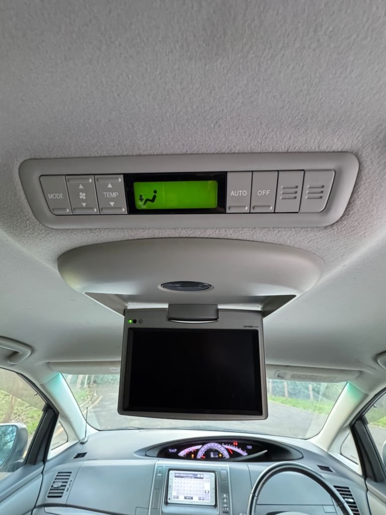 Used Toyota Estima 2023 for sale - 77053644: Photo 33