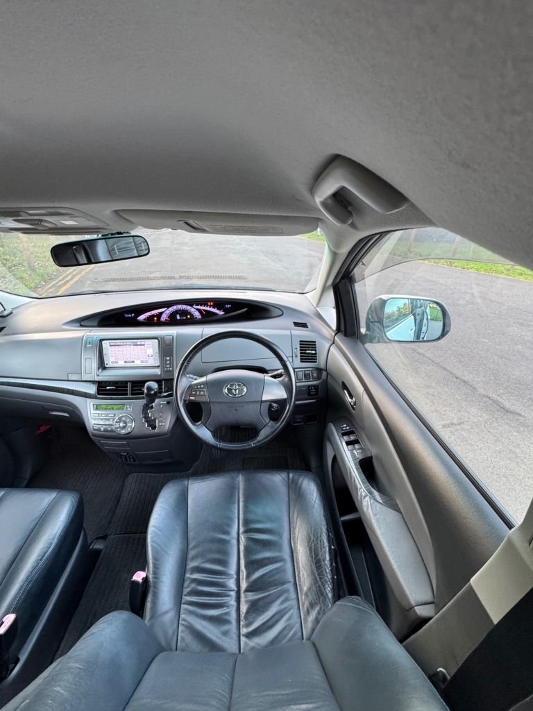 Used Toyota Estima 2023 for sale - 77053644: Photo 34