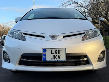 Used Toyota Estima 2011 for sale - 77053644: Photo