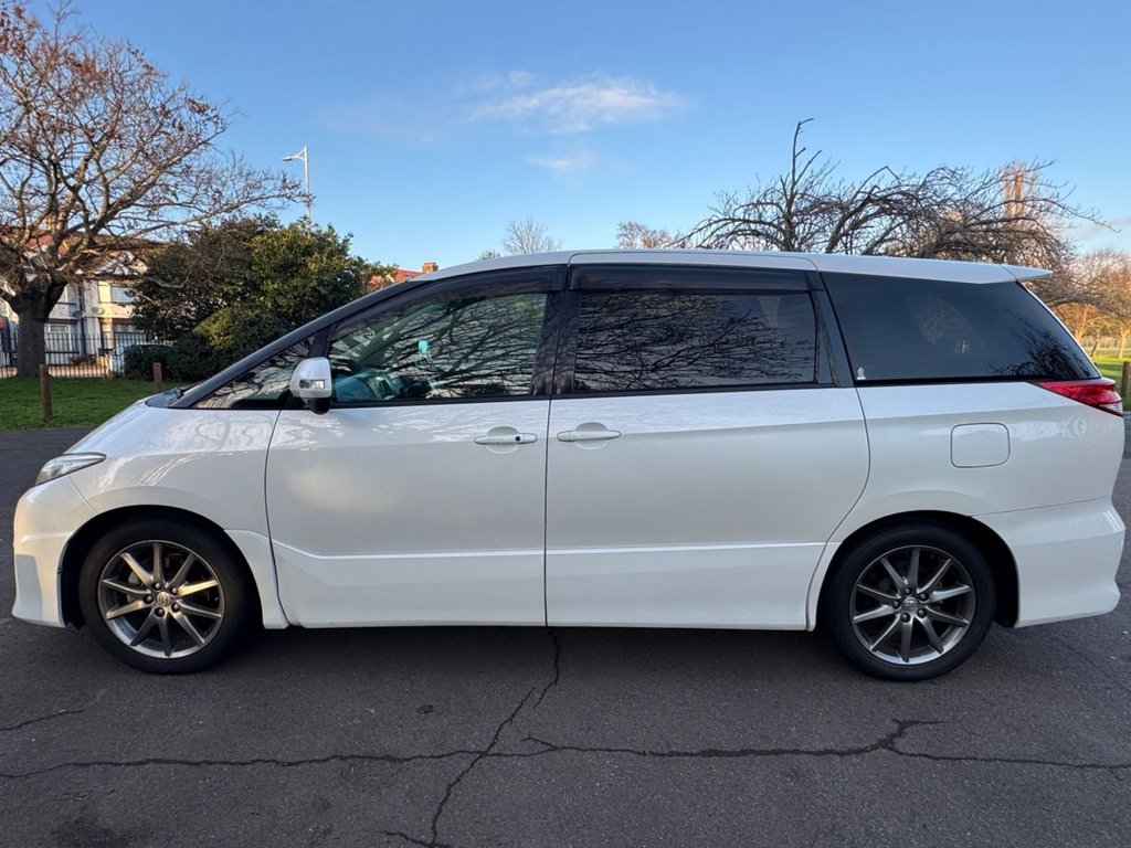 Used Toyota Estima 2023 for sale - 77053644: Photo 5