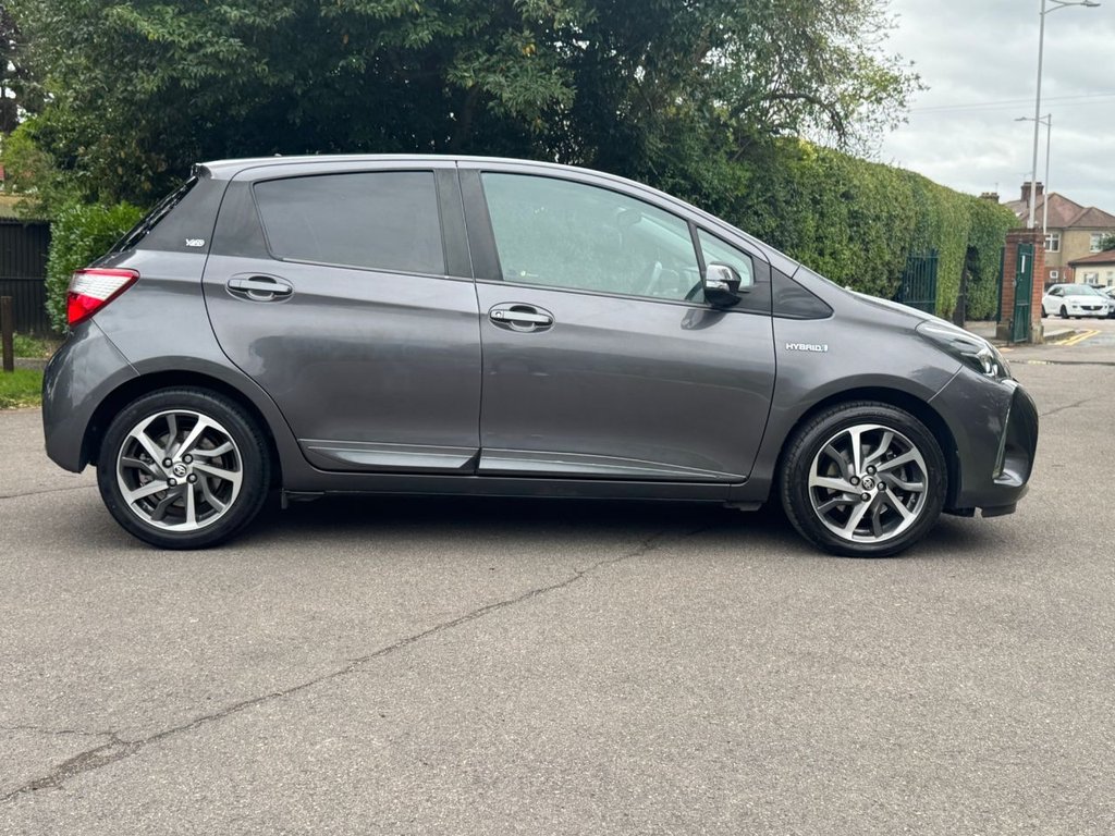 Used Toyota Yaris 2020 for sale - 76172976: Photo 11