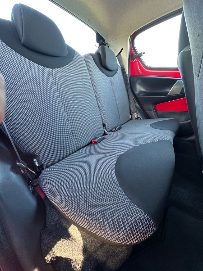 Used Toyota AYGO 2014 for sale - 76934570: Photo 17