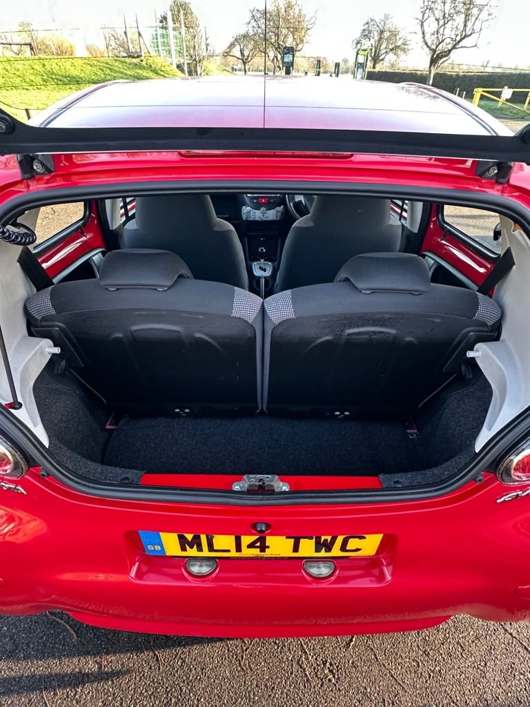 Used Toyota AYGO 2014 for sale - 76934570: Photo 20