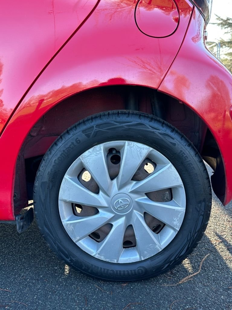 Used Toyota AYGO 2014 for sale - 76934570: Photo 23