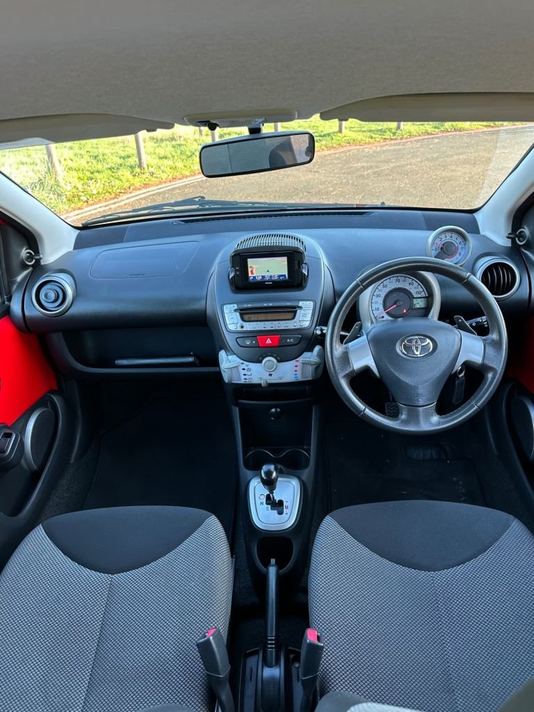 Used Toyota AYGO 2014 for sale - 76934570: Photo 32