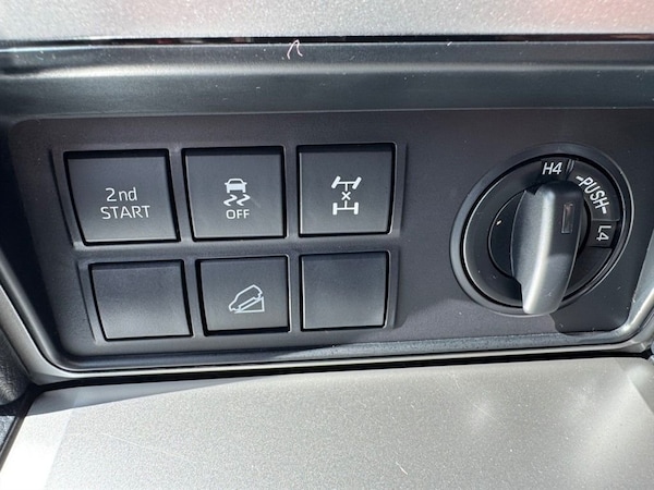 Used Toyota Landcruiser 2023 for sale - 75230113: Photo 19